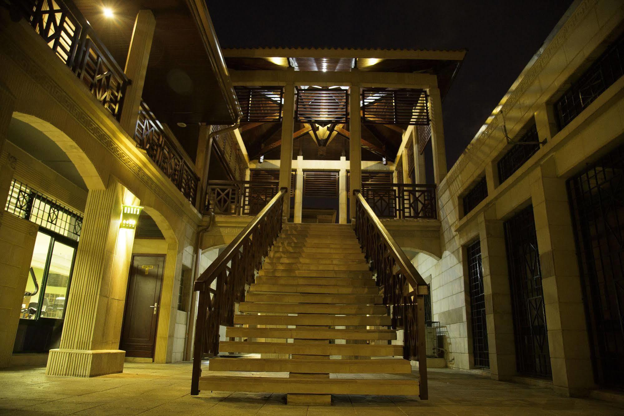 Sol Béni Hotel Abidjan Kültér fotó