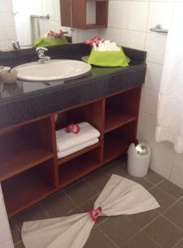 Sol Béni Hotel Abidjan Kültér fotó